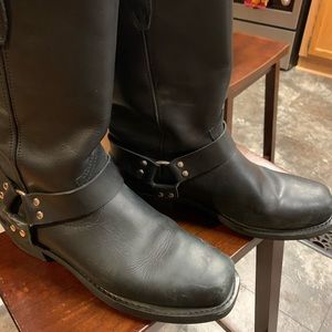 Men’s Boots